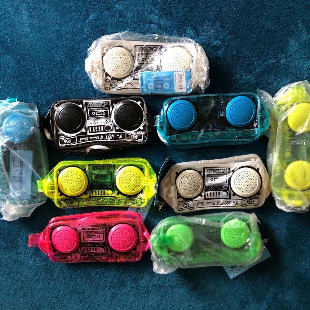 “I’m Not A Boombox” Stereobag w/ Speaker